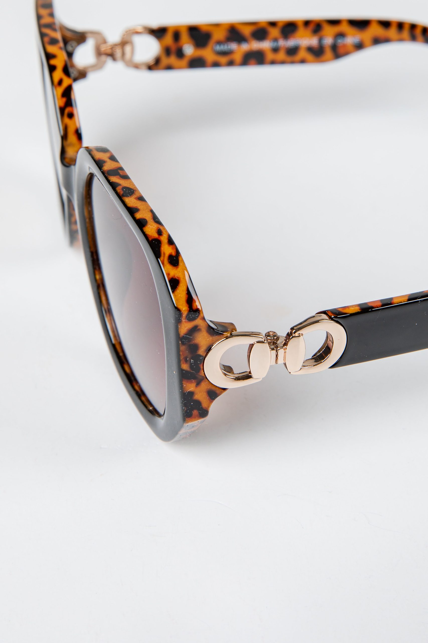 Bon Voyage Black Cheetah Print Round Sunglasses - Image 3