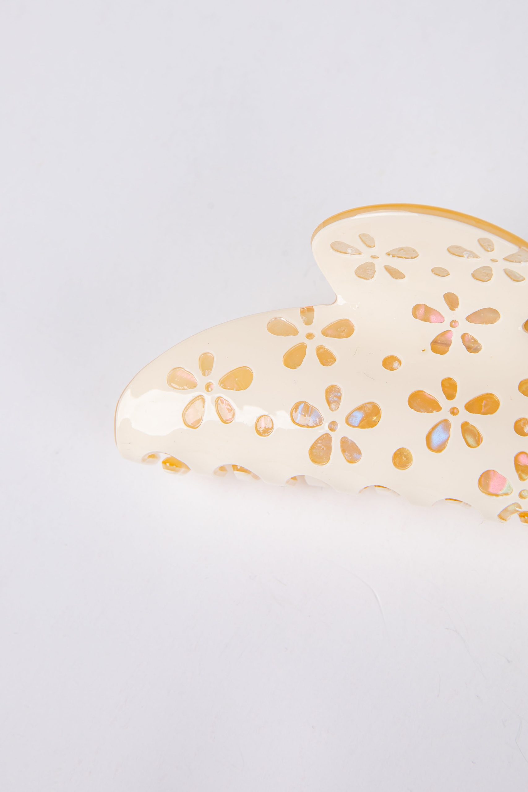 Petal Party Cream Floral Claw Clip - Image 4