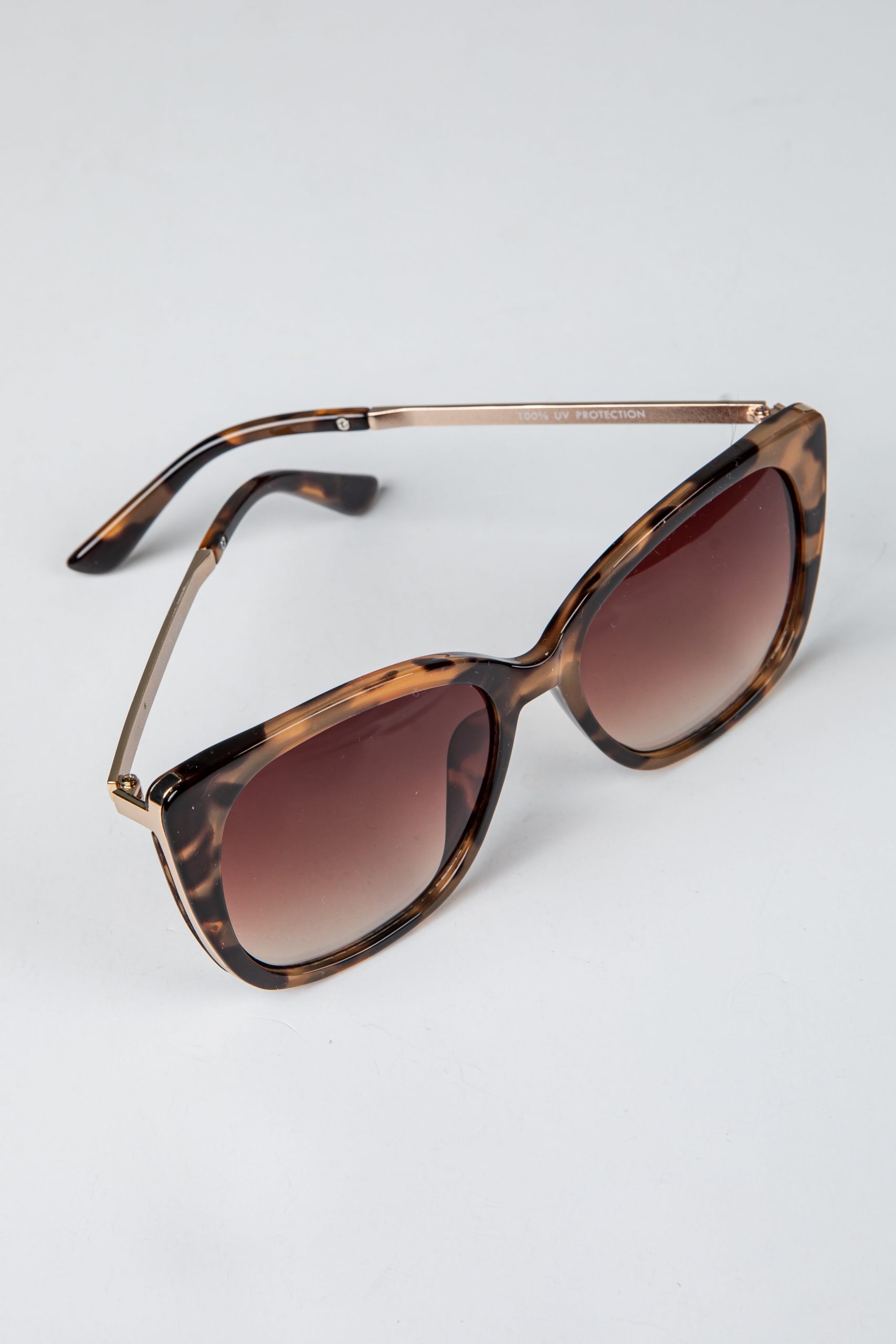Bonsai Tortoise Oversized Square Sunglasses - Image 2