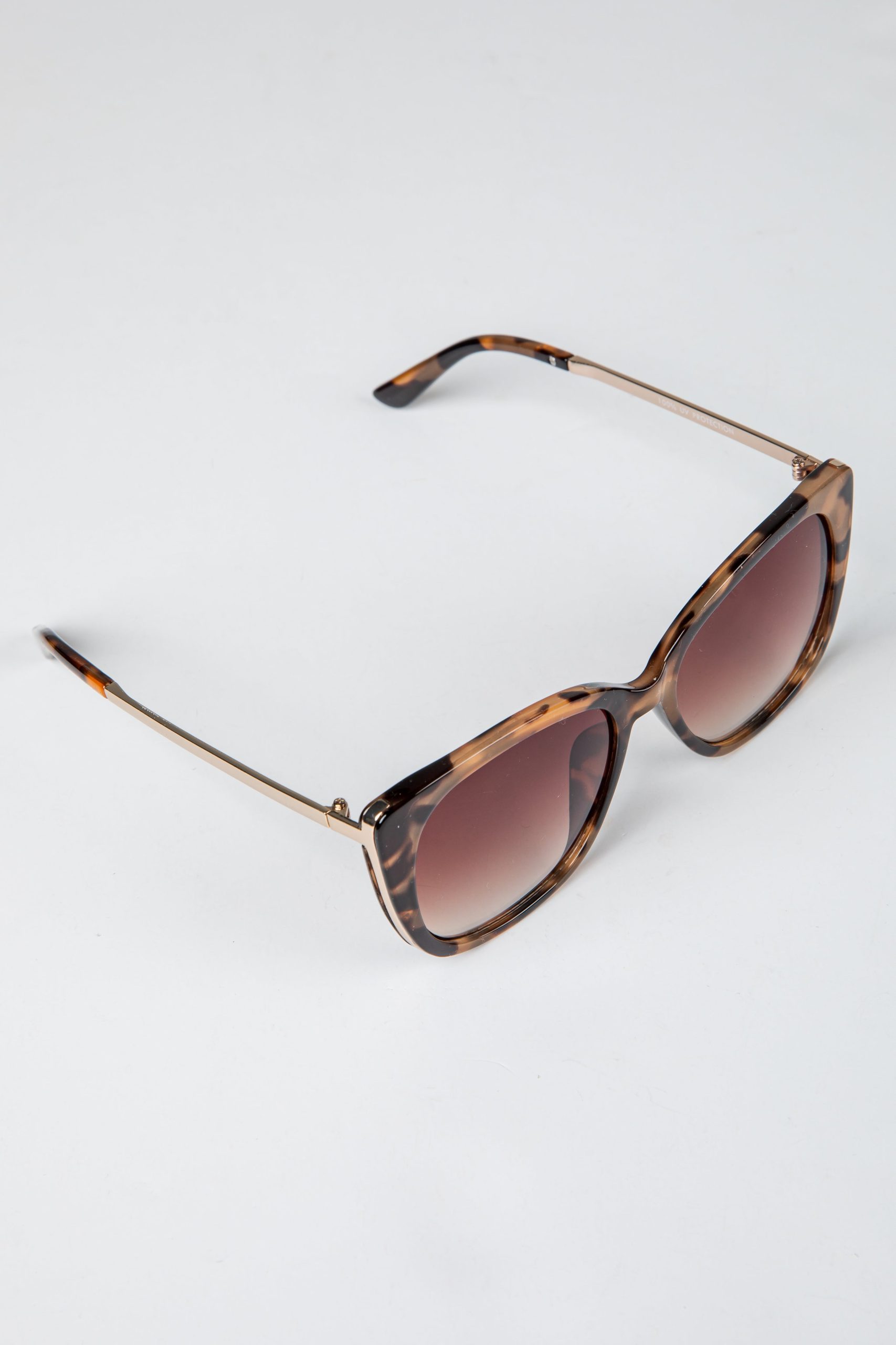 Bonsai Tortoise Oversized Square Sunglasses - Image 4