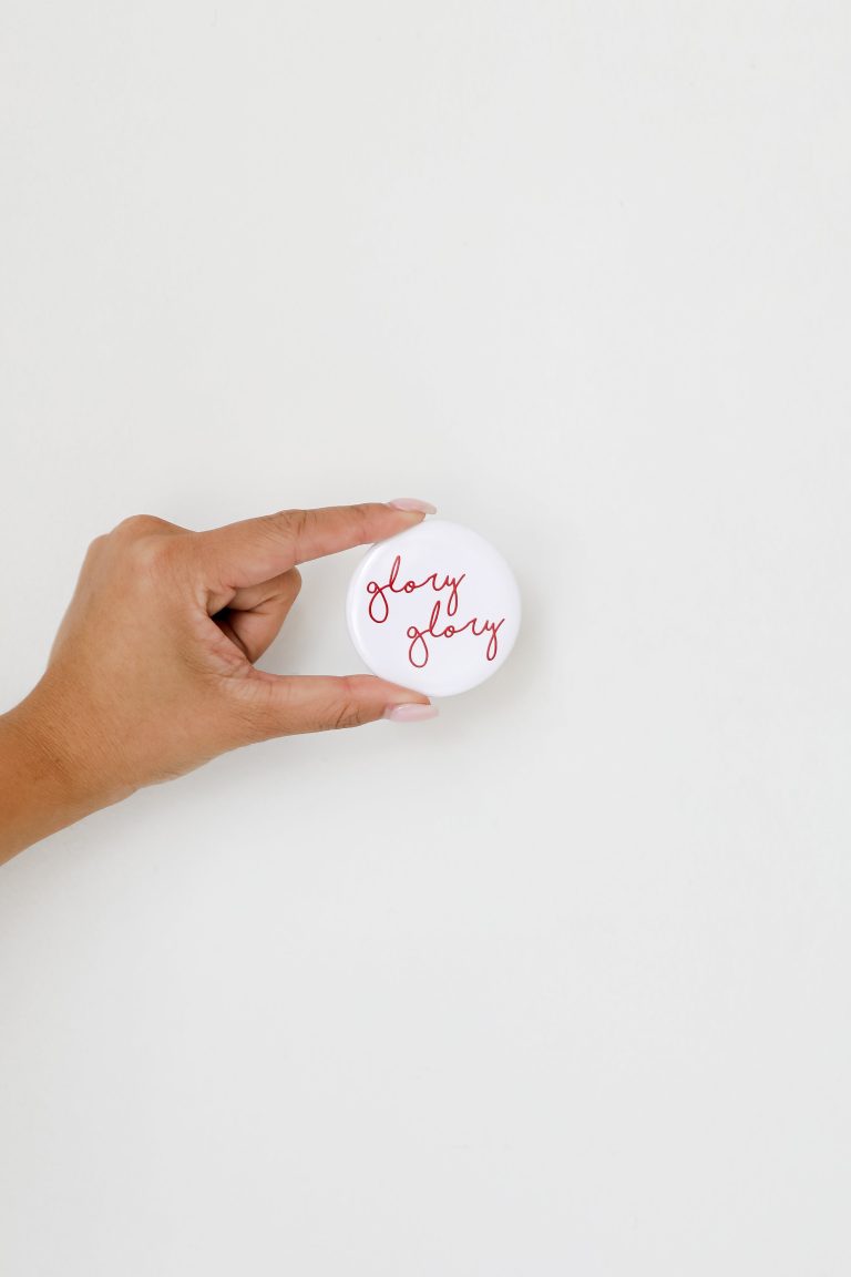 Large Glory Glory Script Button